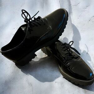 Anne Klein Women's Black and Oxfords